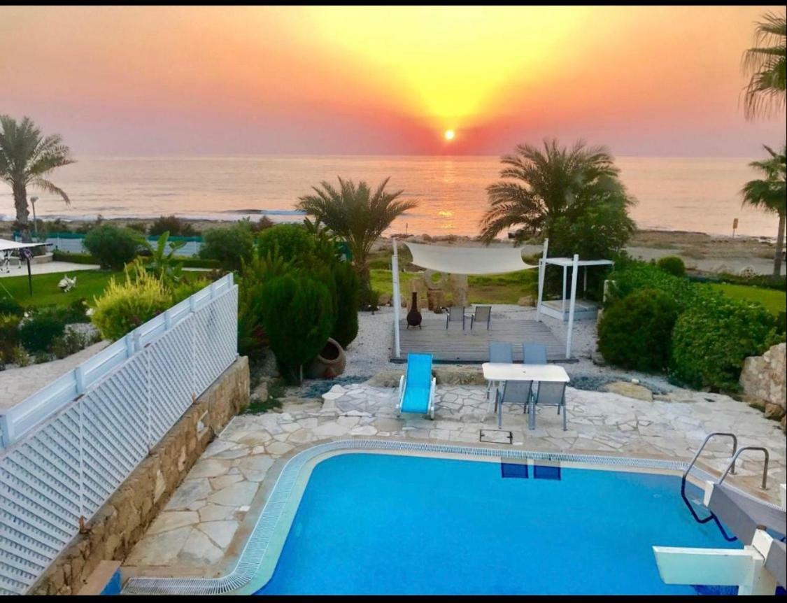 34 Beach Villa Paphos Exteriér fotografie